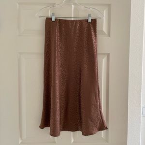 Brown shiny leopard print long skirt